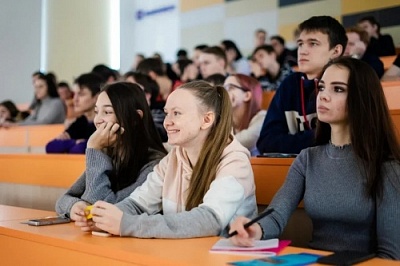 Правительство РФ снизило ставку по образовательным кредитам