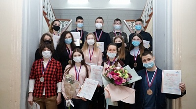 В Демидовском университете наградили победителей и призеров олимпиад