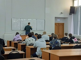 Факультет ИВТ продолжает подготовку старшеклассников к сдаче ЕГЭ по математике и информатике