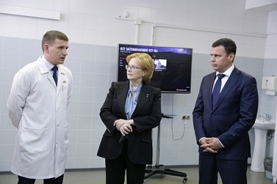 Разработку демидовских ученых представили министру здравоохранения РФ 